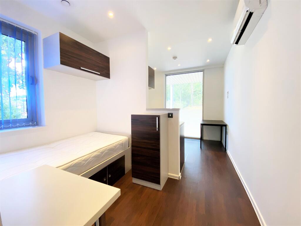 Main image of property: Guildford Park Road, Guildford, GU2