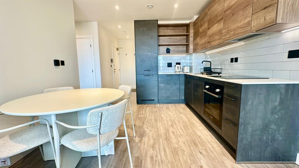 Additional image 5 of Glasswater Locks- Belmont Row, Birmingham, B4