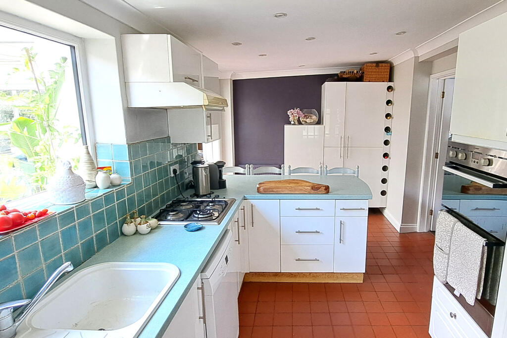 House in New Forest, Gordleton, Lymington and Pennington - View 4