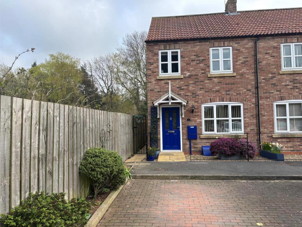 Main image of property: Mallard Close, Skirlaugh