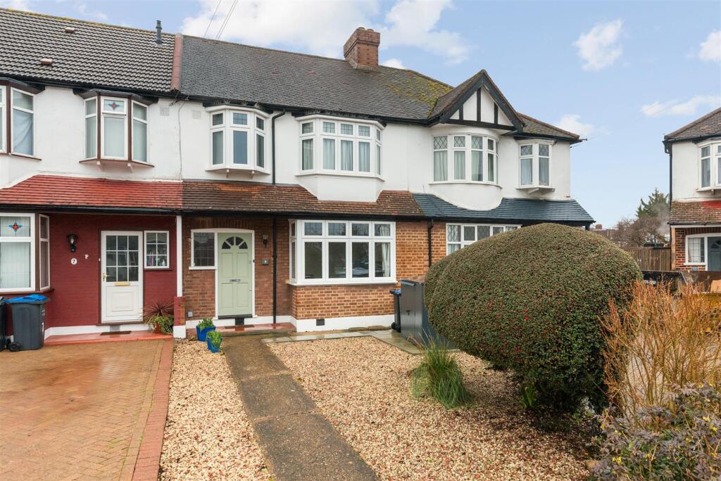 Main image of property: Beaford Grove, London