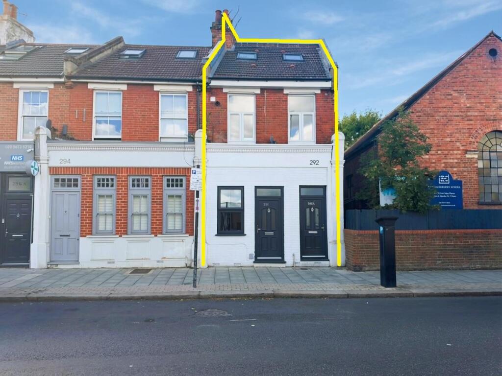 Main image of property: 292 / 292a Cavendish Road, Balham London SW12