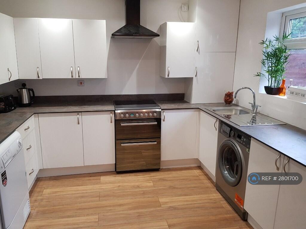 Main image of property: Tilling Road, Bristol, BS10