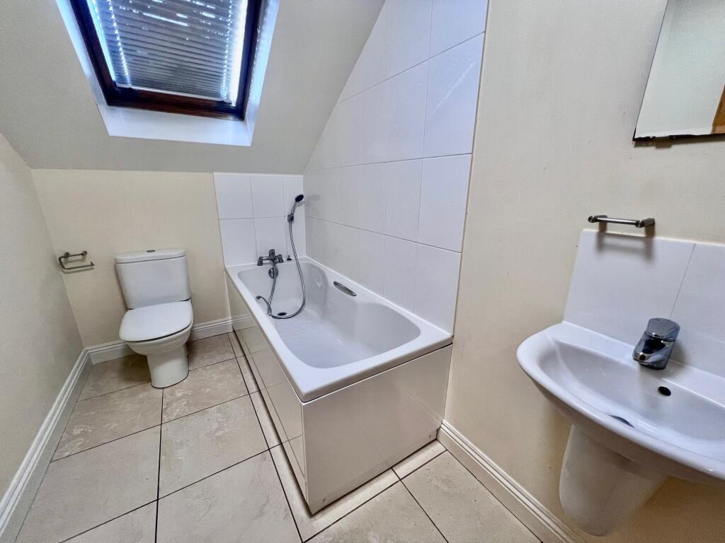 Apartment in Bournemouth, Boscombe - View 4