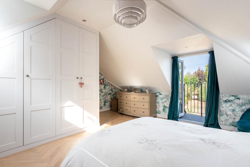 House in Northampton - View 5