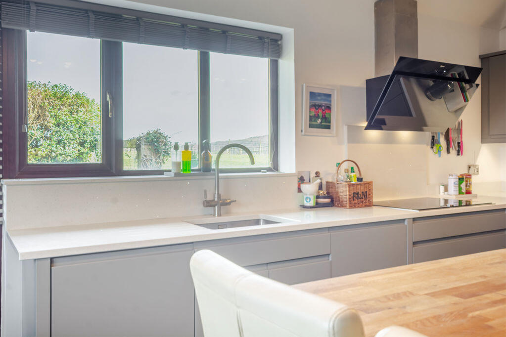 House in Gedling, Calverton - More