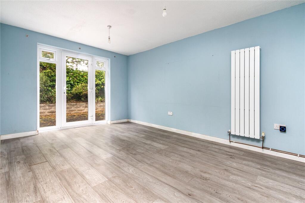 Brynderwen Close, Cyncoed, Cardiff, CF23 - More