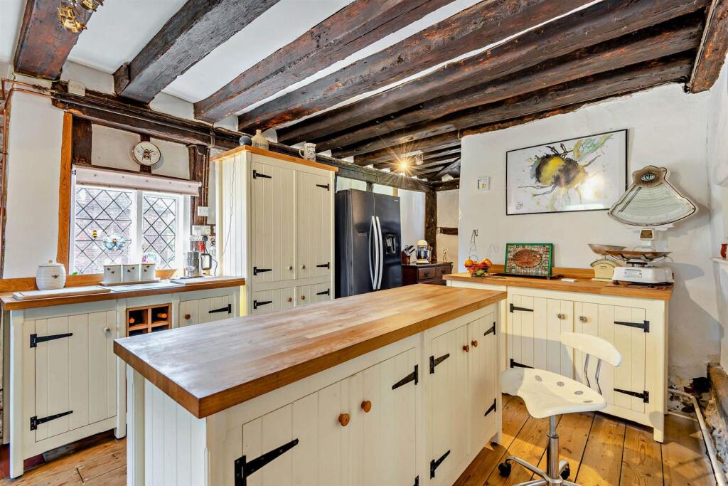 House in Hollingbourne, Eyhorne Street - View 4