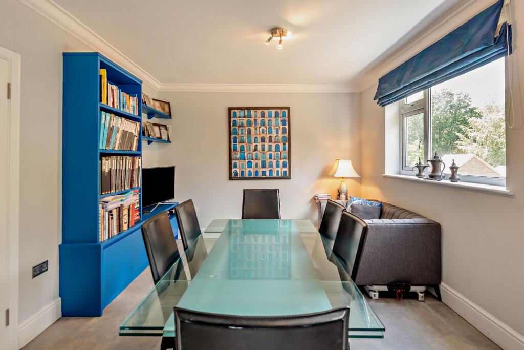 Apartment in Slough, Sunninghill and Ascot - View 4