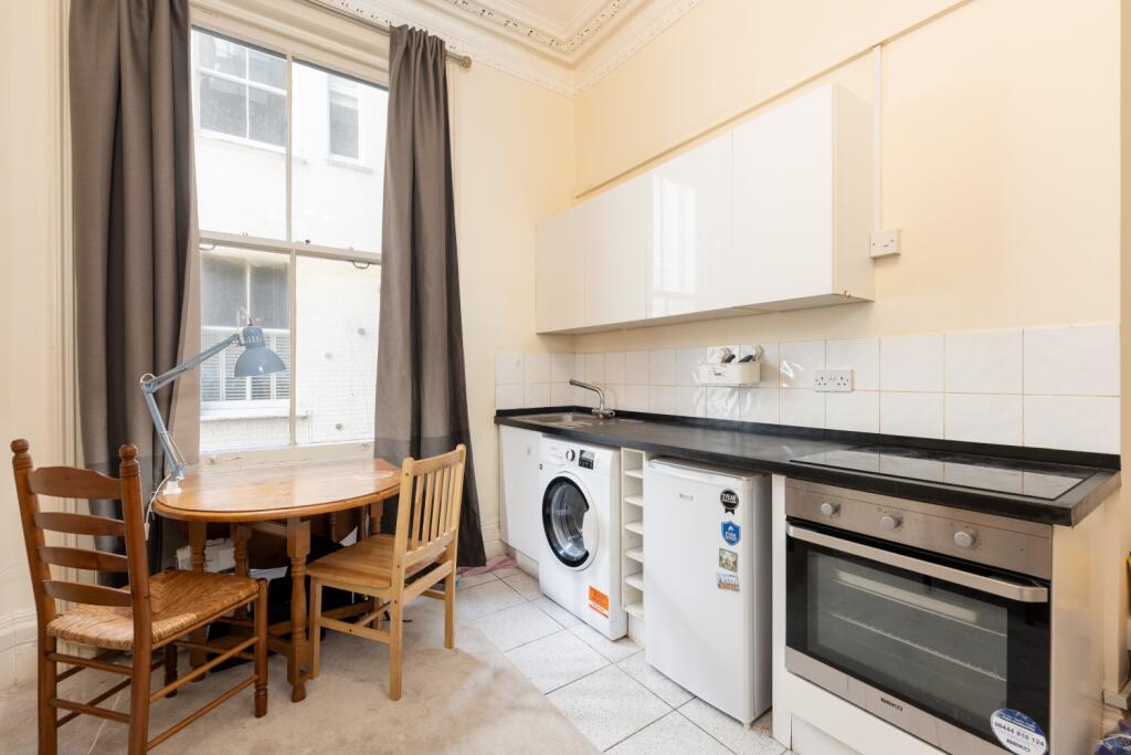 Studio flat for rent