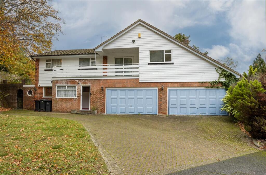 Main image of property: Hollingsworth Road, Croydon