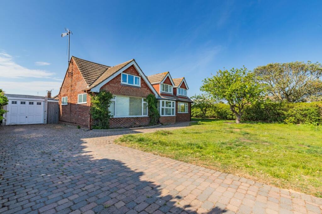 Main image of property: THE LEAS, FRINTON-ON-SEA