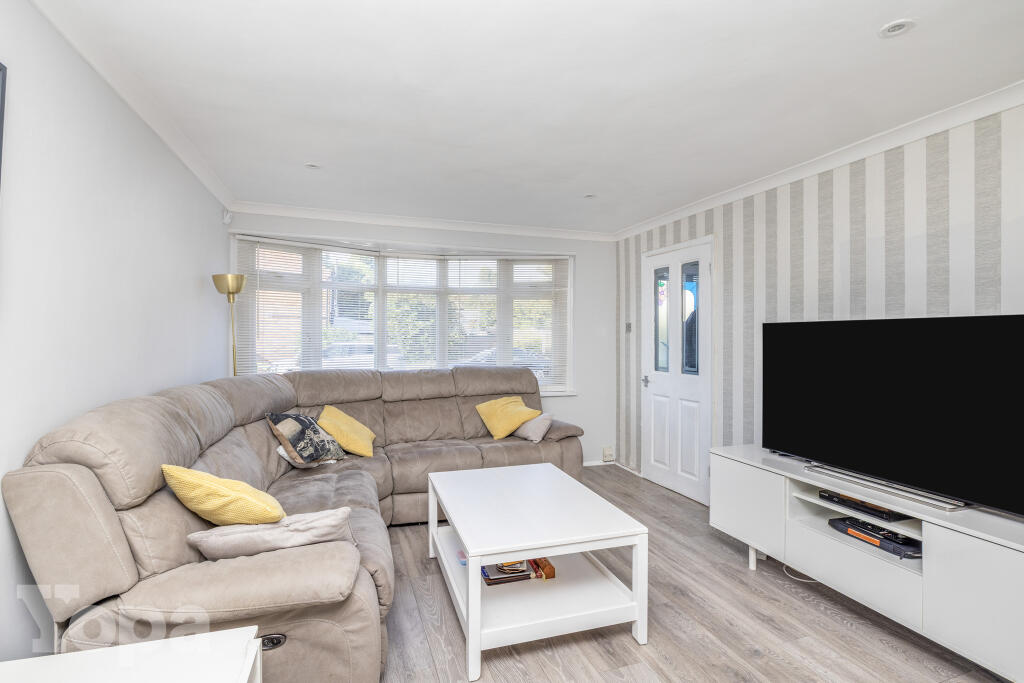 House in London - View 2