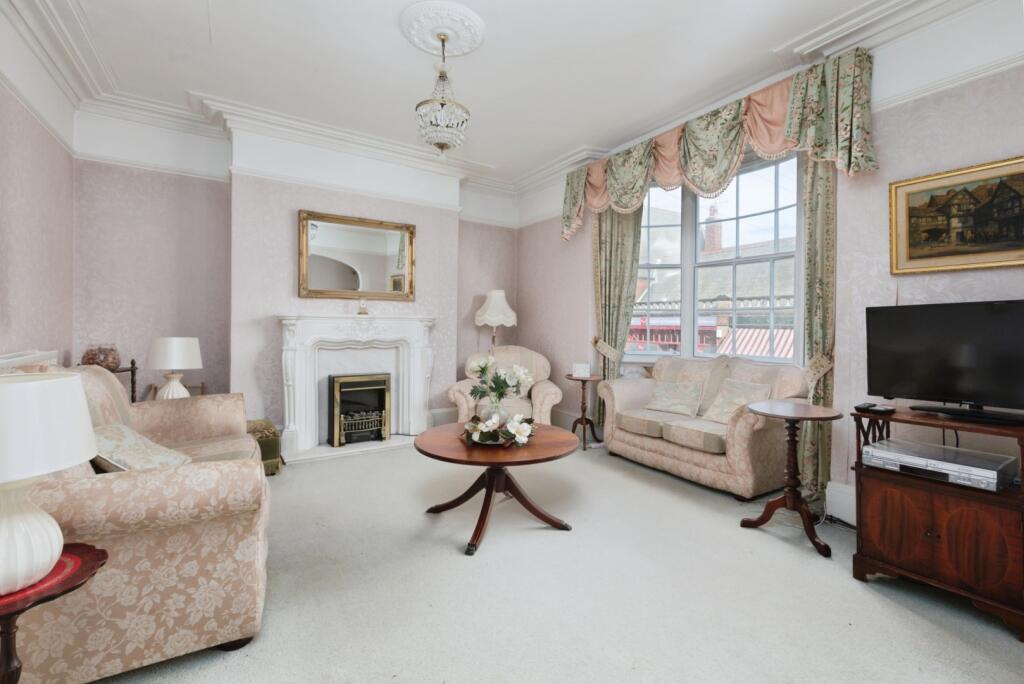 House in York - View 4