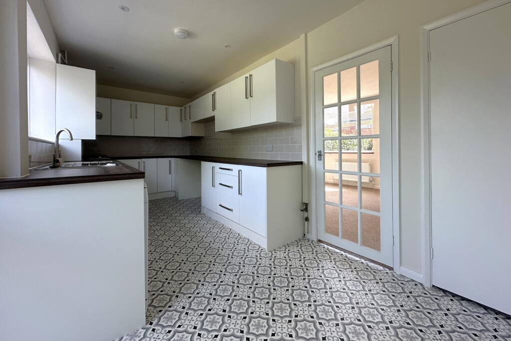 House in Dover, Deal - View 4