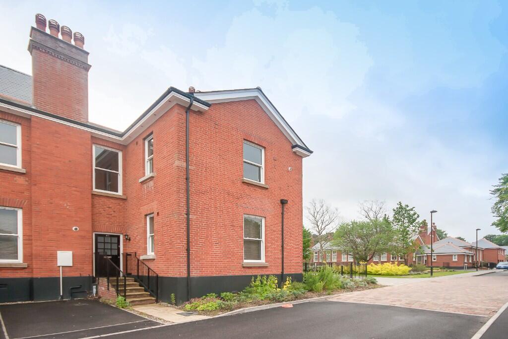 Main image of property: Kensington Way, Brentwood, Essex, CM14