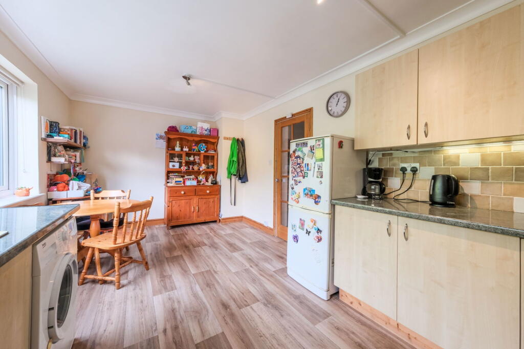Tanners Close, Brockworth, Gloucester, GL3 4QN photo 3