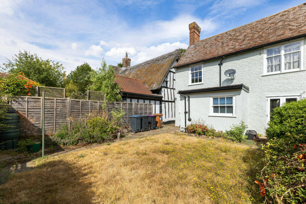 2 Hope Cottages, Westmill, SG9 9LW photo 4