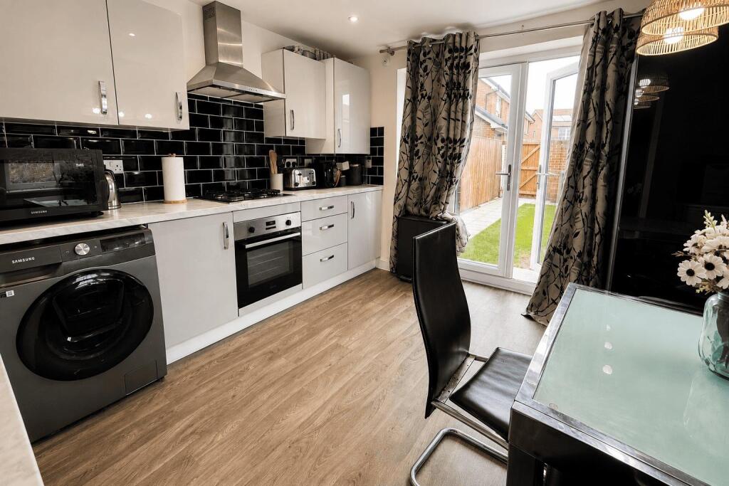 House in Stockport - View 2