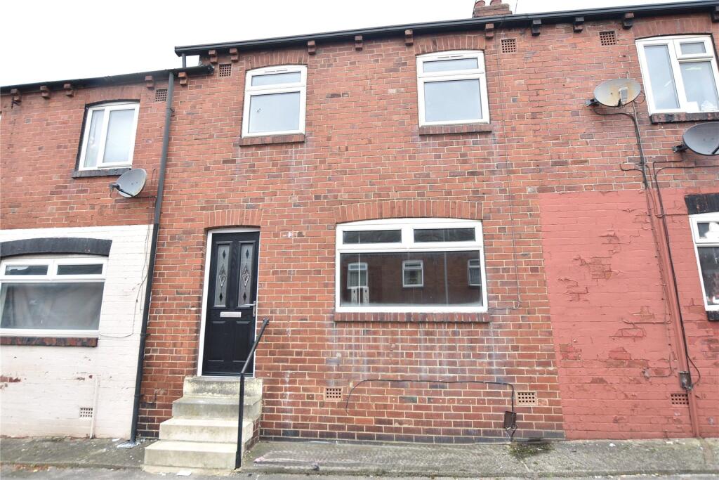 3-bed terraced on Charlton Place, Leeds, West Yorkshire, £150,000