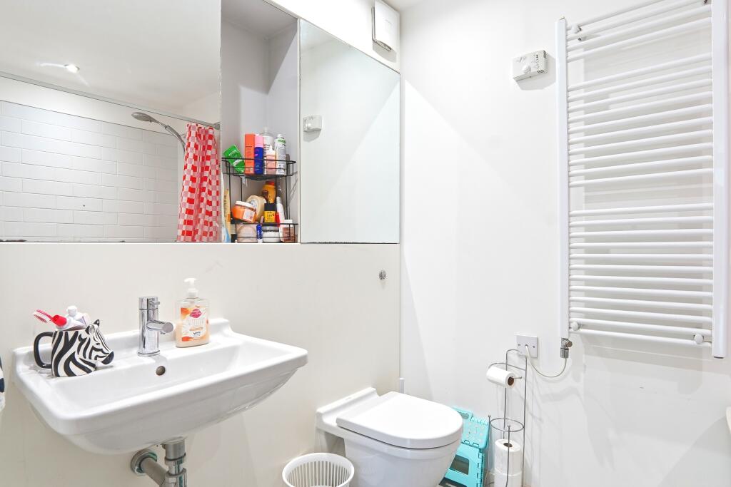 The Avenue, Leeds, LS9 - More