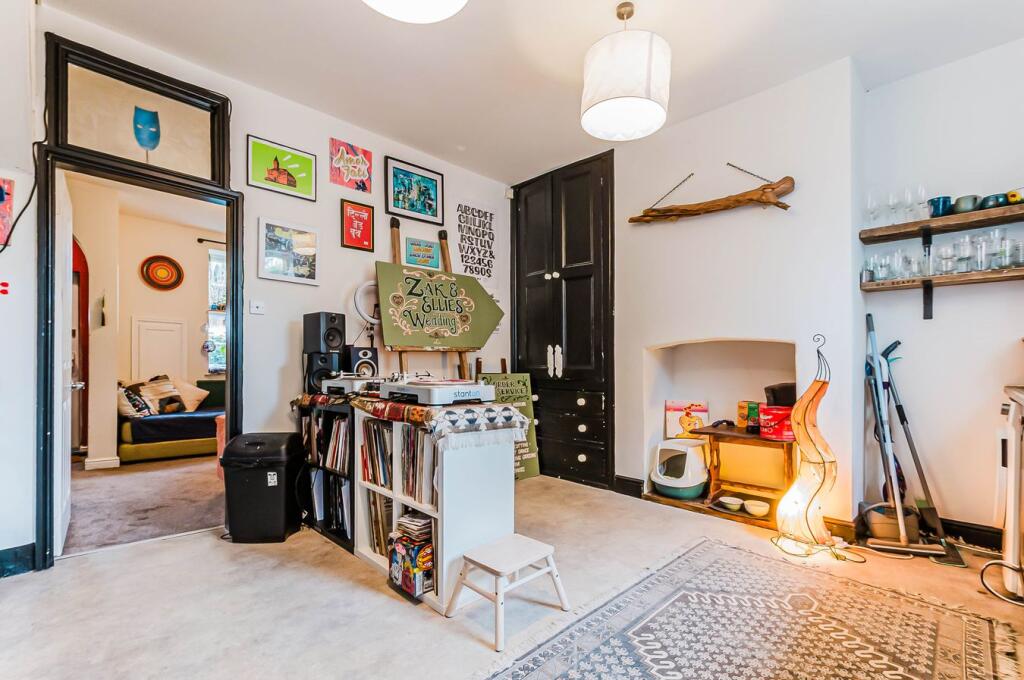 House in Trafford, Gorse Hill - View 4