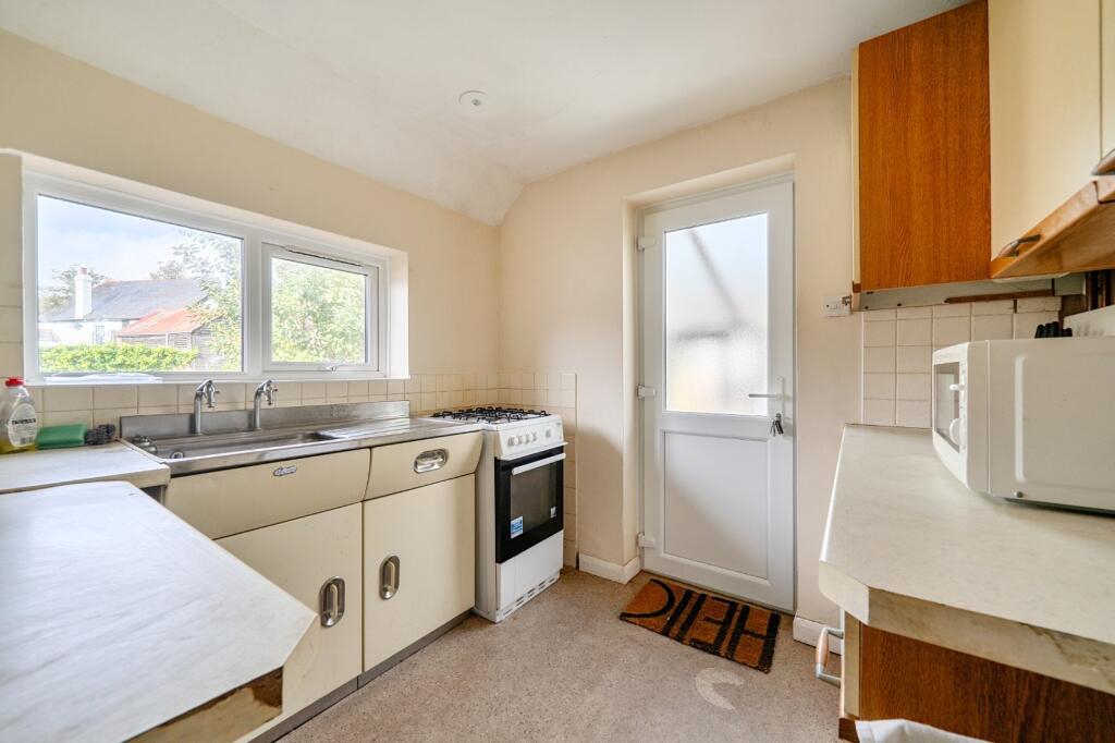 Wey Hill, Haslemere, Surrey photo 4