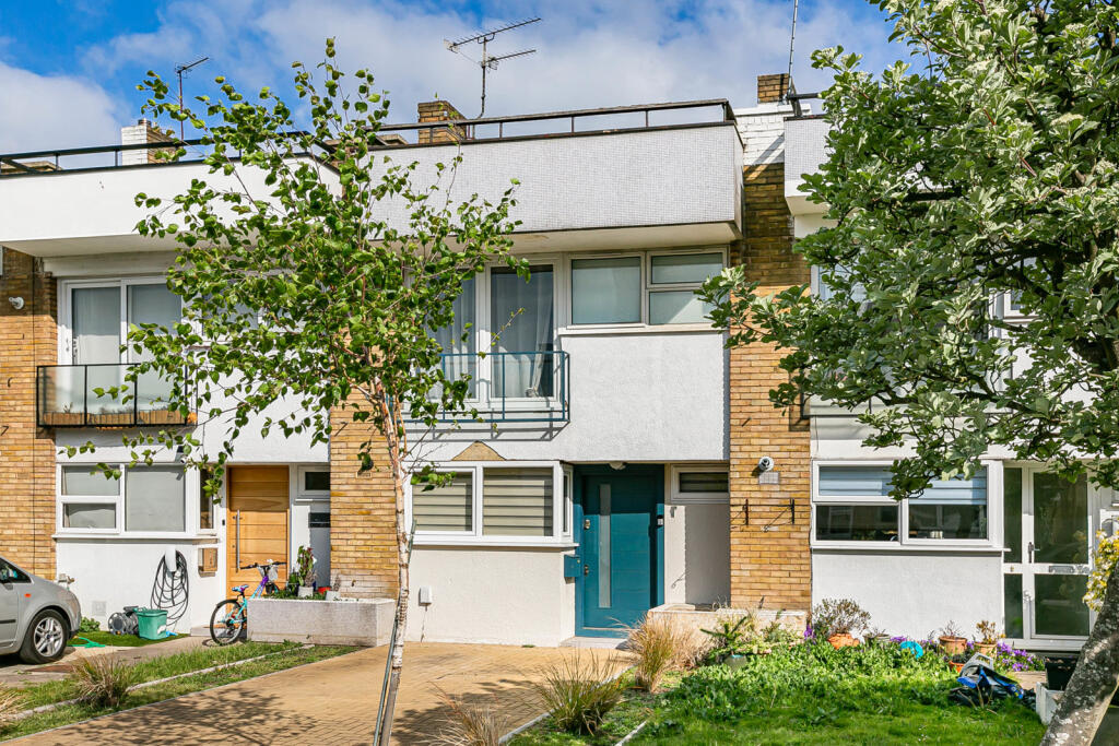 Main image of property: Runnymede Court, Egham, Surrey, TW20