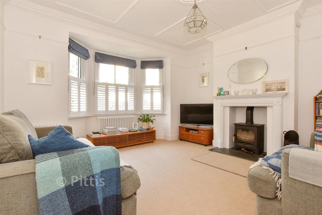 Victoria Road, Freshwater, Isle of Wight - View 5