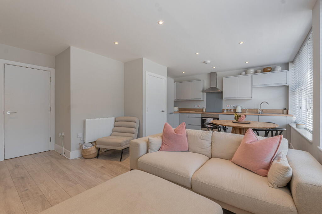 Apartment in Birmingham - View 3