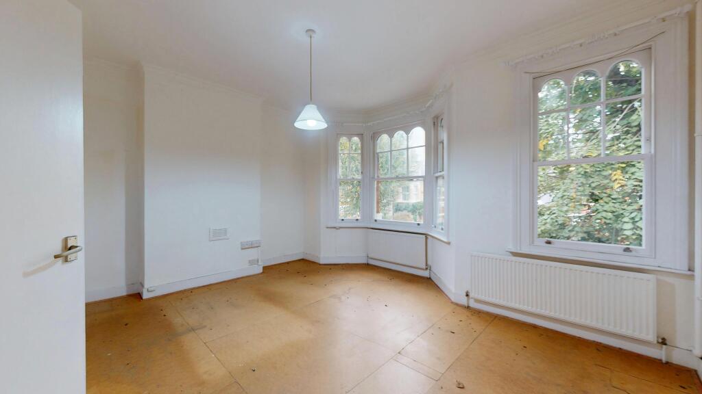 Apartment in London - View 2