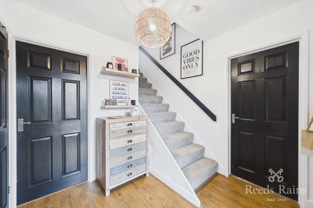 Shelley Drive, Dinnington, Sheffield, South Yorkshire, S25 photo 3