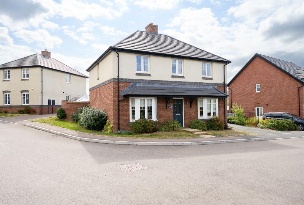 4-bed detached on Swallow Road, Ross-On-Wye, £425,000