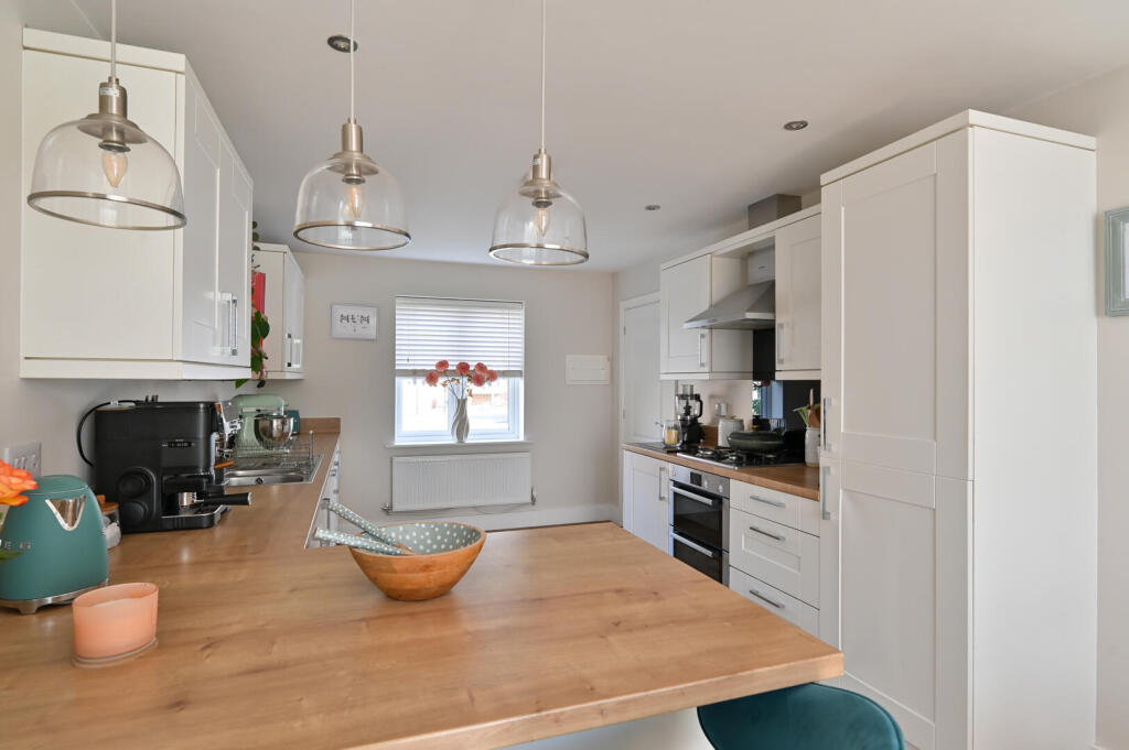 House in Northampton - View 5