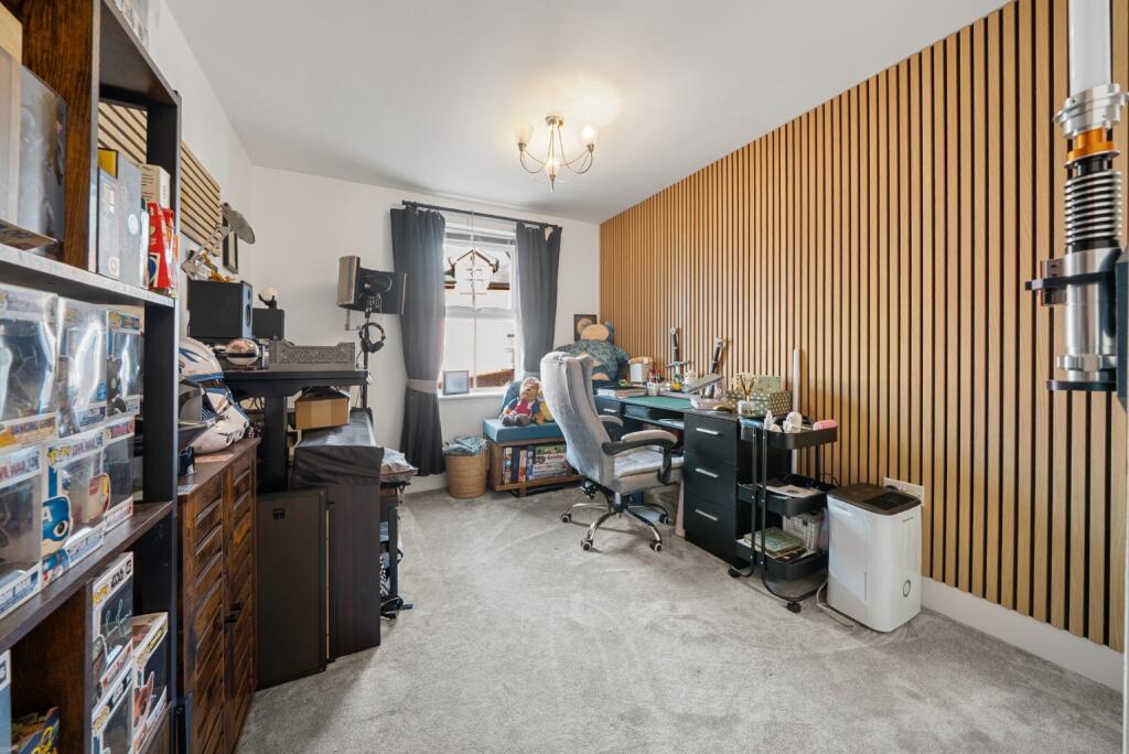 Apartment in Worcester, St Peters, Diglis - View 5