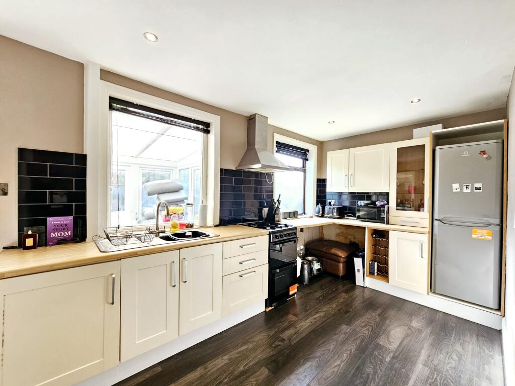 House in Newby, Throxenby - View 5