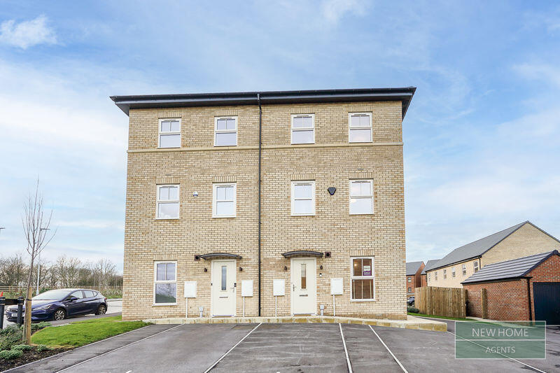 Main image of property: Fakenham Avenue Castleford, WF10 5YL