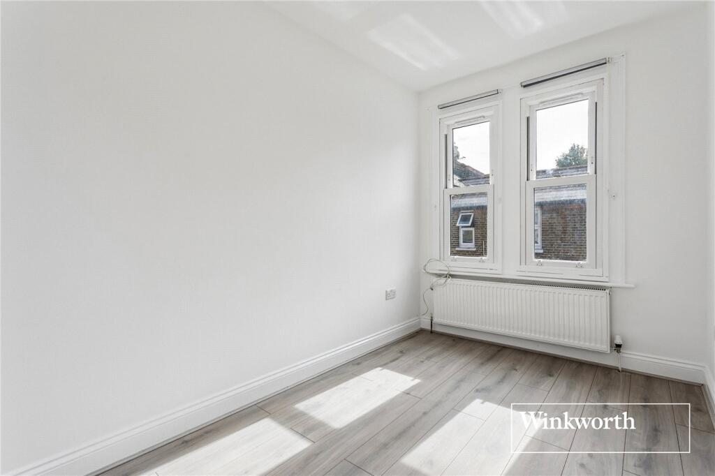 Apartment in London - View 5