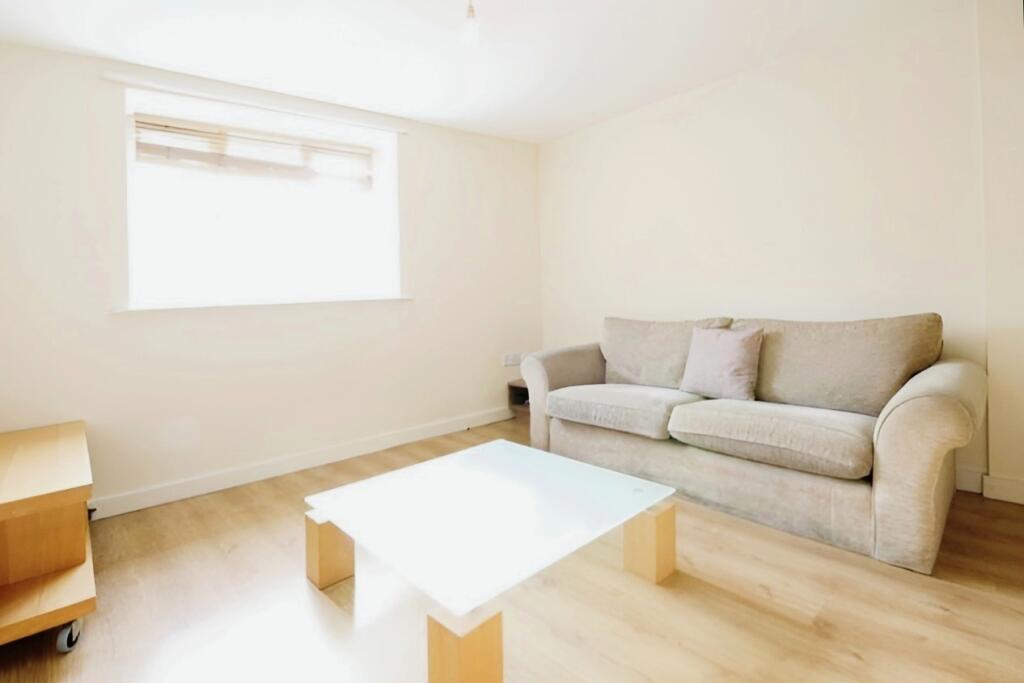 Apartment in Leeds, Mabgate, Sheepscar - More