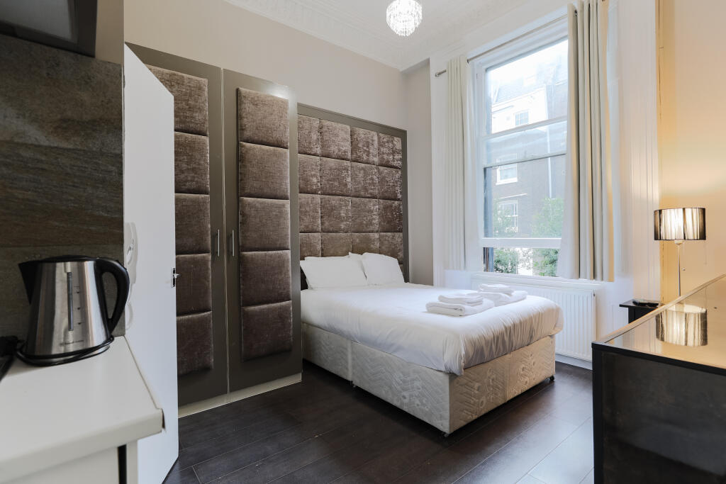Studio flat for rent