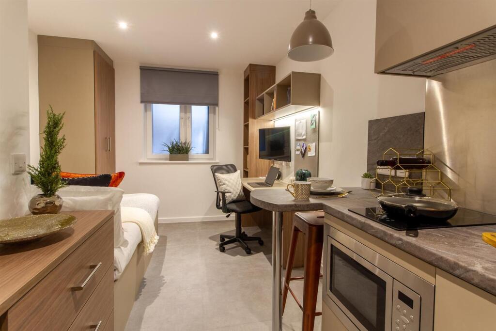 1 bedroom flat share for rent