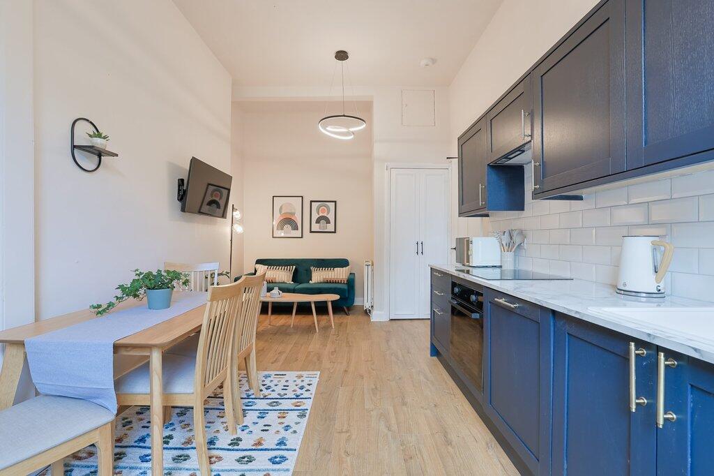 Main image of property: Marchmont Road, Edinburgh EH9 1HB