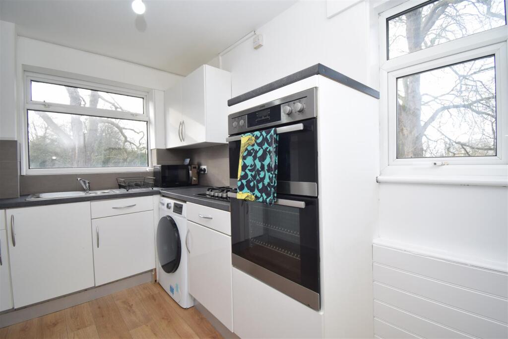 Main image of property: Barnsley Road, Wakefield, WF2 6EF