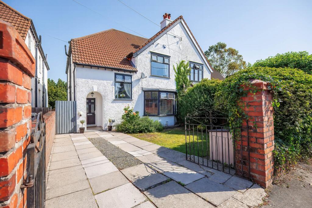 Main image of property: Highwalls Avenue, Dinas Powys, The Vale Of Glamorgan CF64 4AP