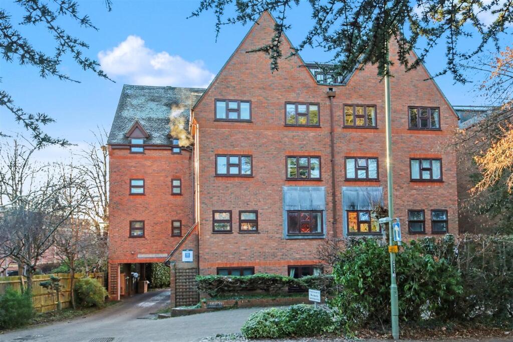 Main image of property: STATION ROAD, LEATHERHEAD, KT22