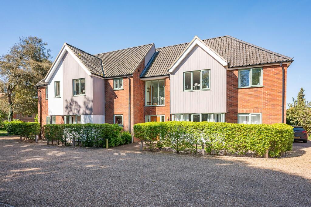 Main image of property: First Floor Apartment in Wells-next-the-Sea