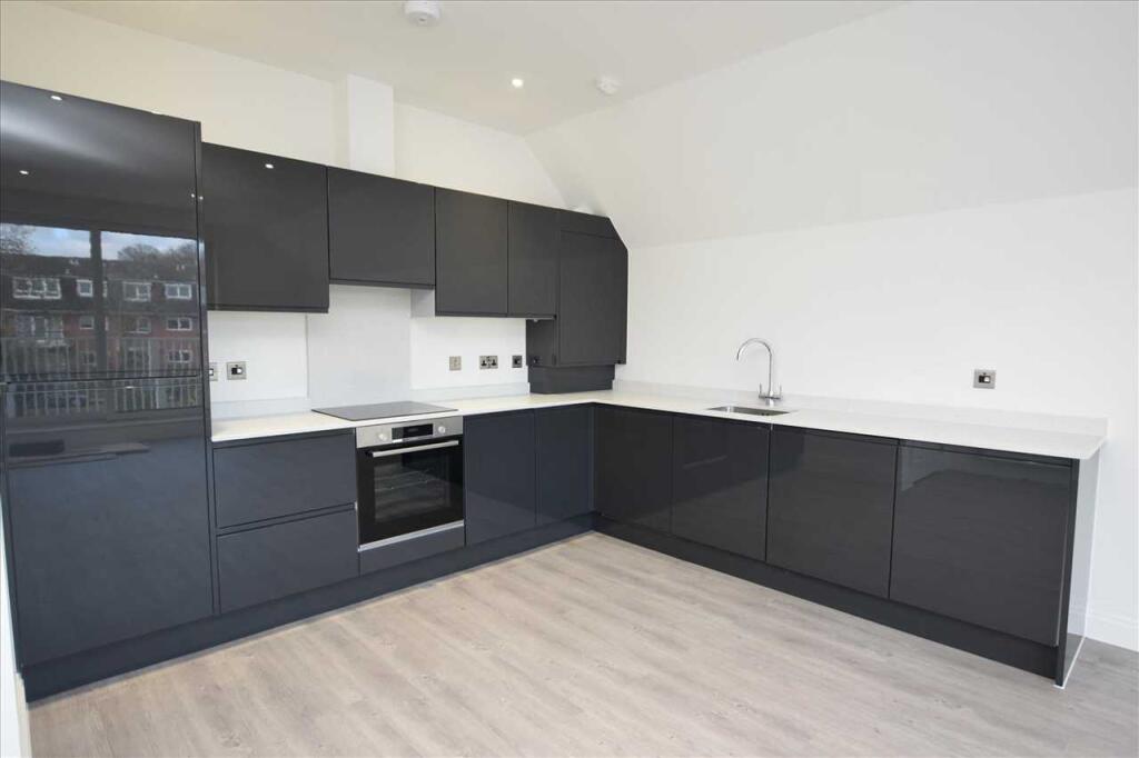 Apartment in Harrow - View 2
