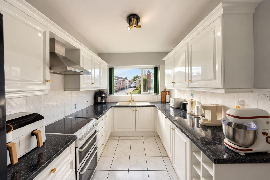 House in Cottingham, East Riding of Yorkshire - View 4