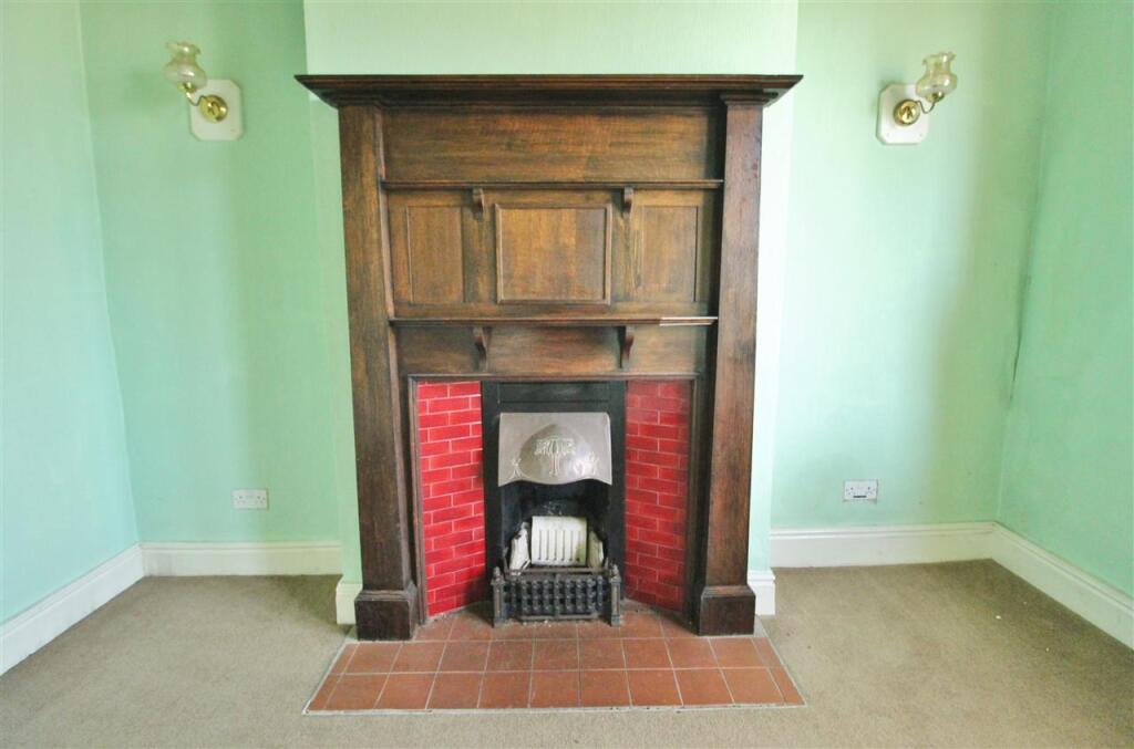 House in South Kesteven, Grantham - View 4