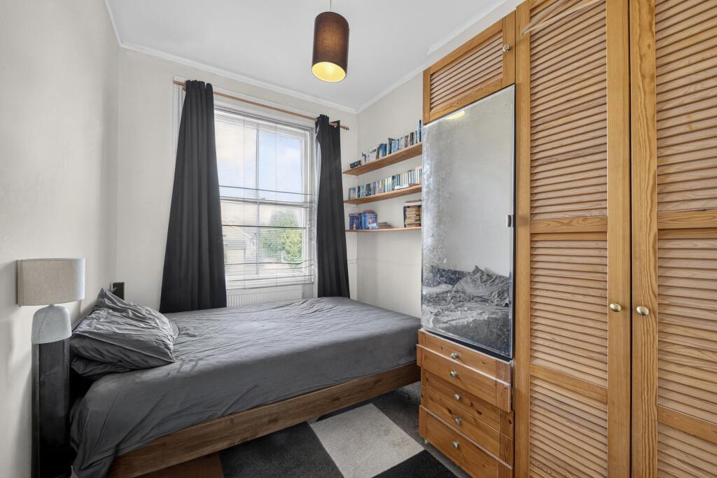 Flat 3, 14 Kew Gardens Road, Richmond, Greater London, TW9 photo 4